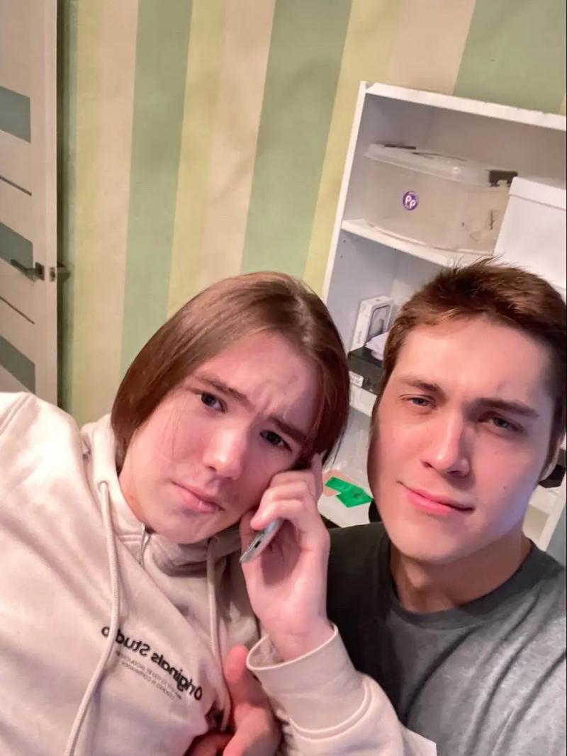 G2和 Spirit 在StarLadder布达佩斯Major 2025第三阶段以两场胜利结束了这一天